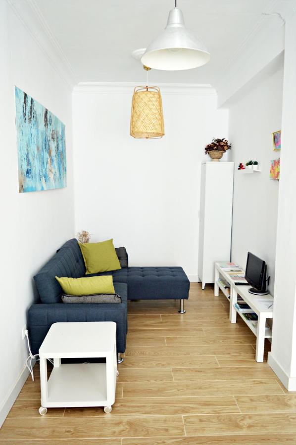 Apartamento En Centro De Ferrol Bagian luar foto