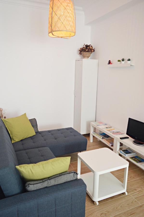Apartamento En Centro De Ferrol Bagian luar foto